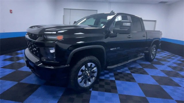 Used 2022 Chevrolet Silverado 2500 Custom w/ Custom Value Package image 4