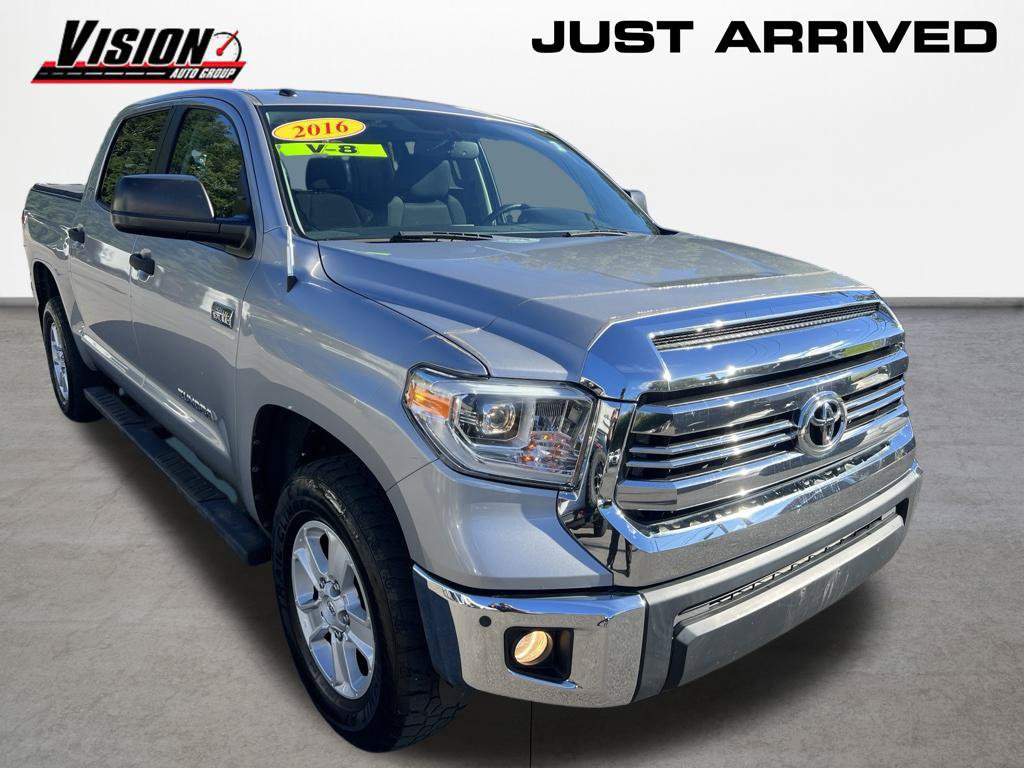Used 2016 Toyota Tundra SR5 w/ SR5 Upgrade Package RWD image 4