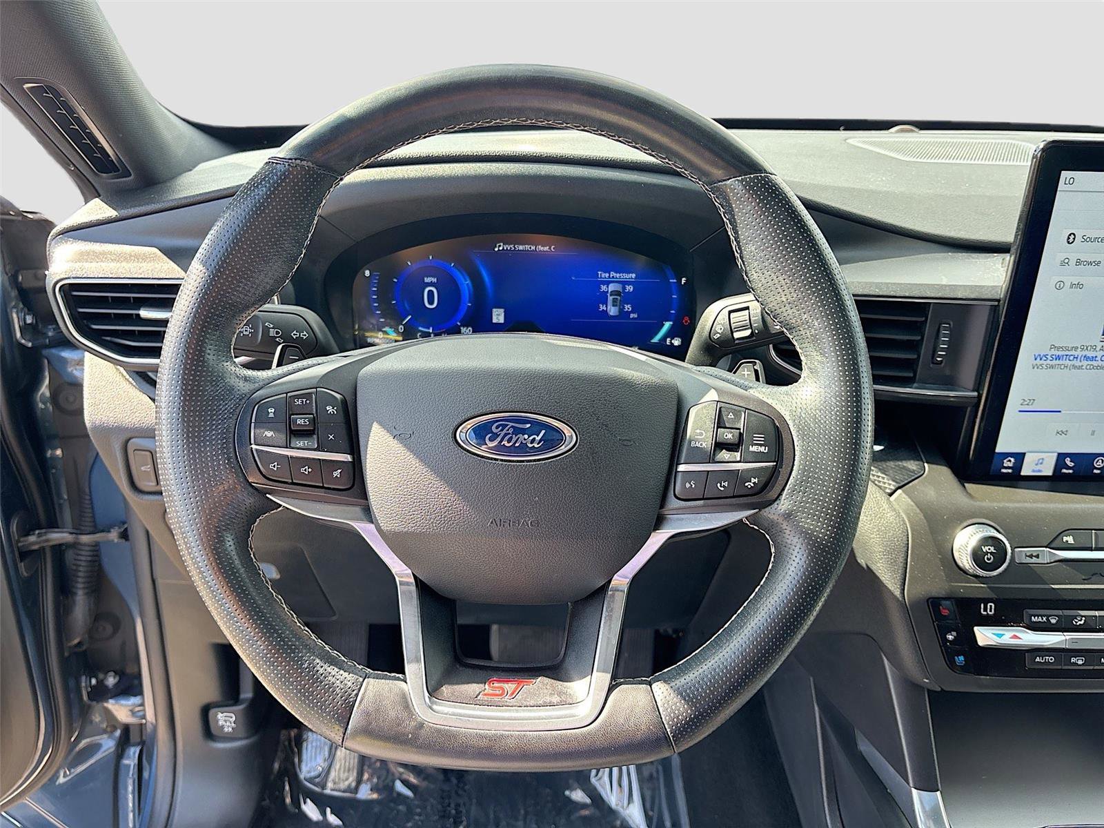 Used 2020 Ford Explorer ST w/ Premium Technology Package image 11