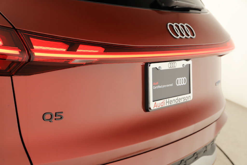Certified 2025 Audi Q5 Prestige AWD/4WD image 32