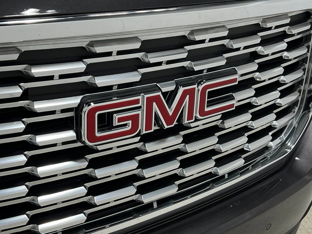 Used 2018 GMC Yukon XL Denali w/ Denali Ultimate Package AWD/4WD image 46