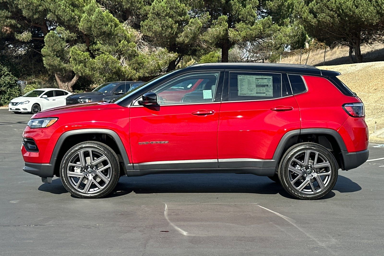 New 2026 Jeep Compass Limited w/ Sun, Sound & Navigation Group image 8