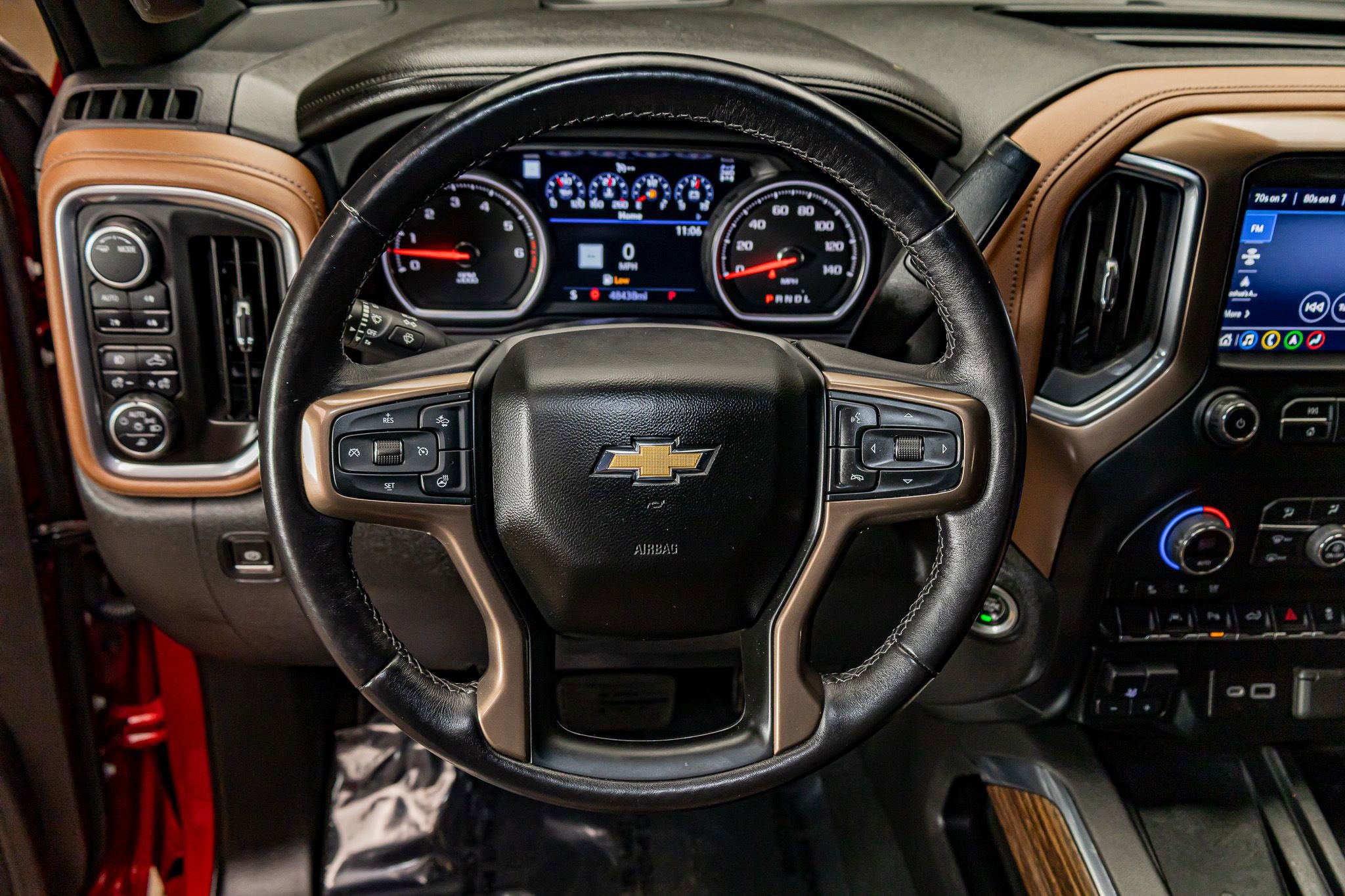 Used 2022 Chevrolet Silverado 1500 High Country image 14