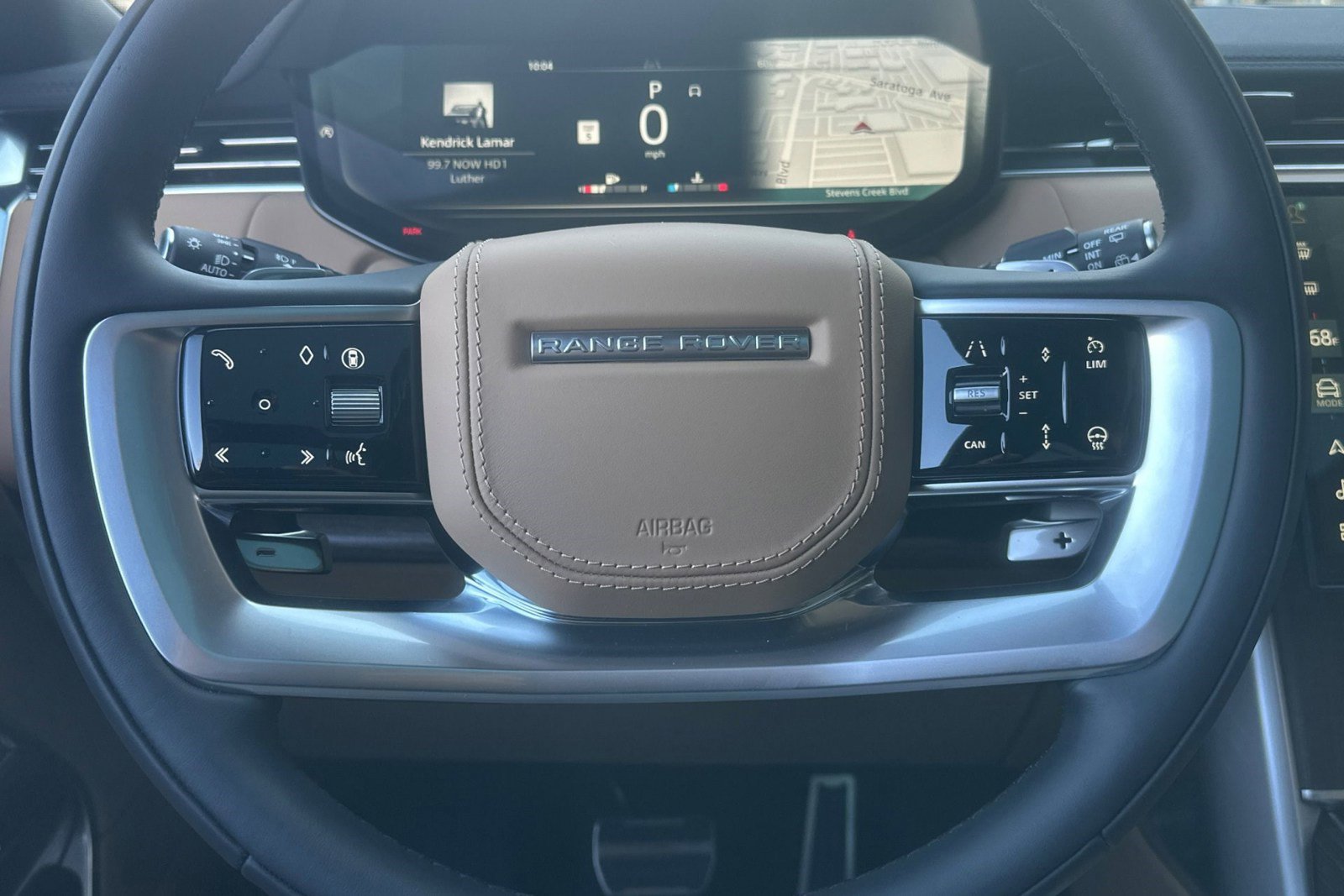 New 2026 Land Rover Range Rover SE image 16