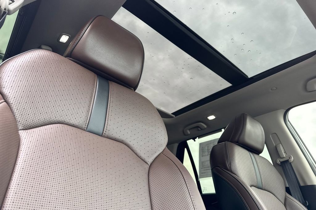 Certified 2023 Honda Pilot Elite image 22