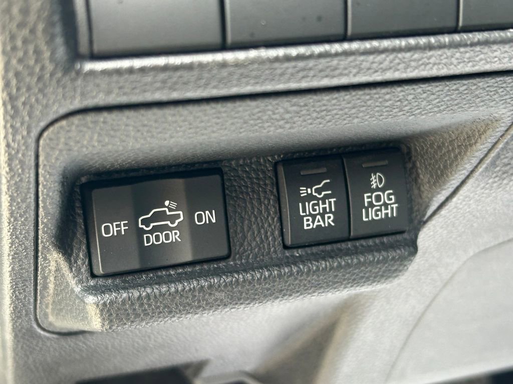 Certified 2025 Toyota Tacoma 4x4 Double Cab Hybrid image 26