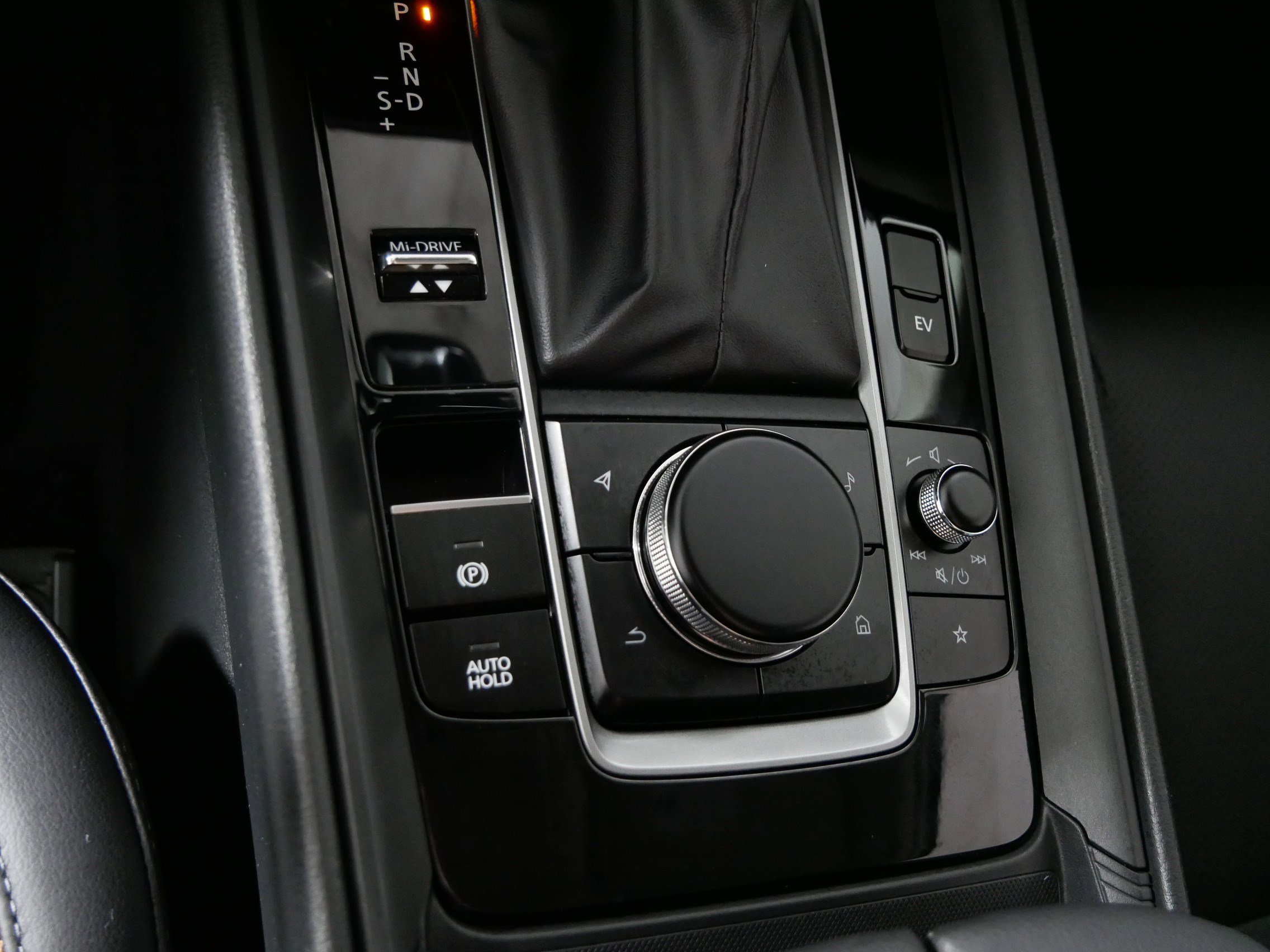 Used 2025 MAZDA CX-50 AWD 2.5 Hybrid w/ Weather Package image 29