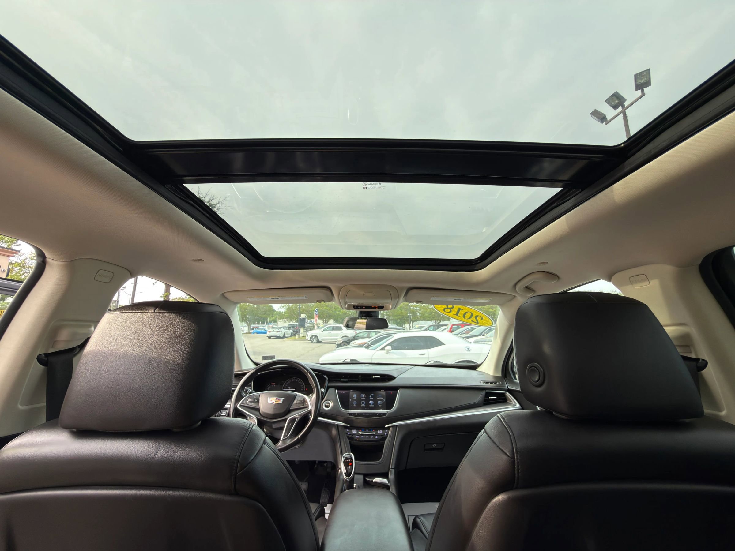 Used 2018 Cadillac XT5 Premium Luxury AWD/4WD image 19