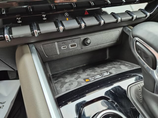 Used 2023 Chevrolet Colorado ZR2 w/ ZR2 Convenience Package III AWD/4WD image 30