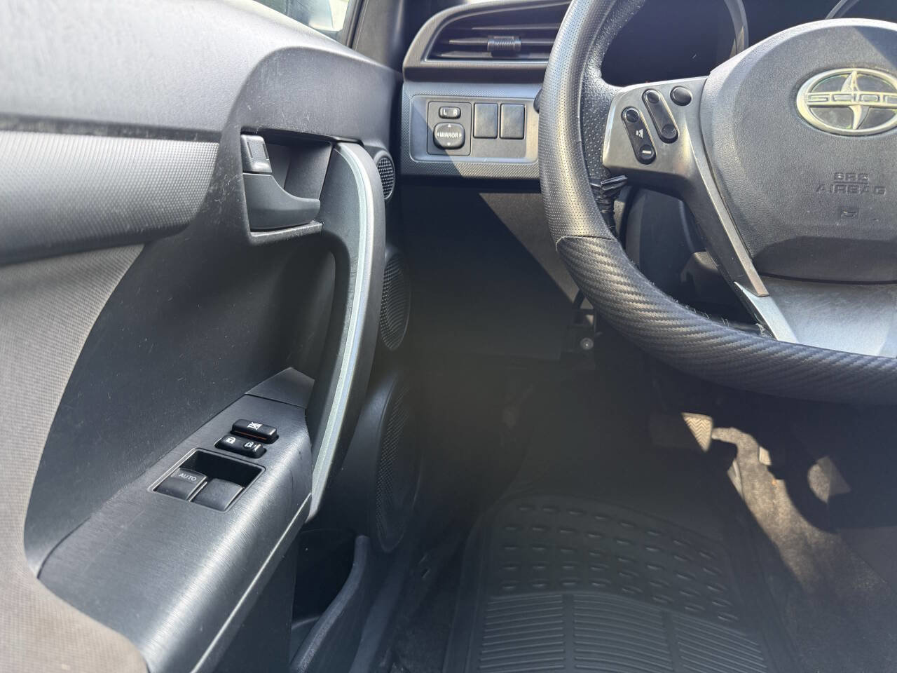 Used 2012 Scion tC FWD image 26
