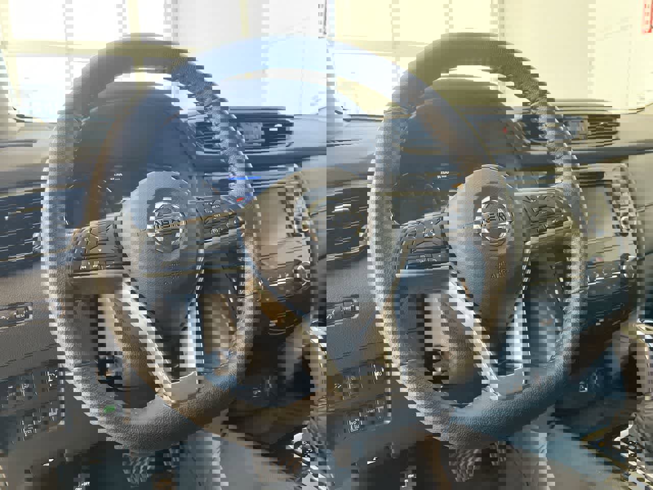 Used 2020 Nissan Rogue S w/ Special Edition Package image 16