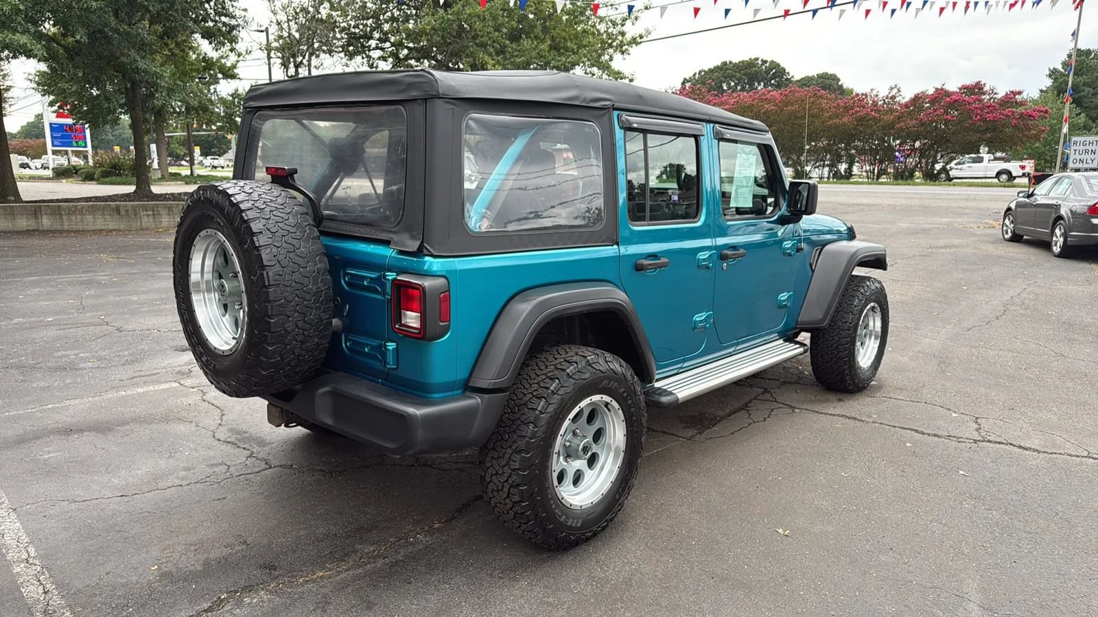 Used 2020 Jeep Wrangler Unlimited Sport AWD/4WD image 6