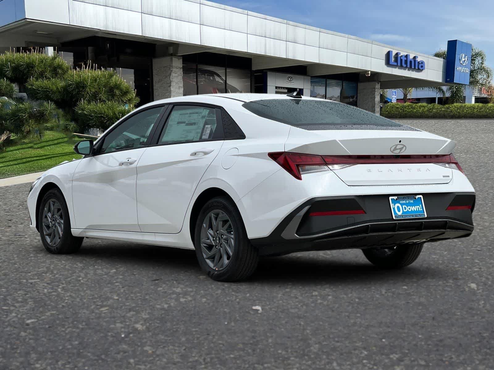 New 2026 Hyundai Elantra Hybrid FWD image 7