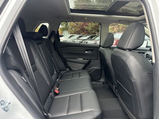 New 2026 Nissan Rogue SV image 31