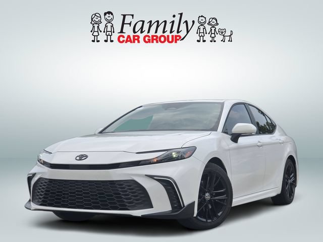 Used 2025 Toyota Camry SE w/ Convenience Package FWD image 1