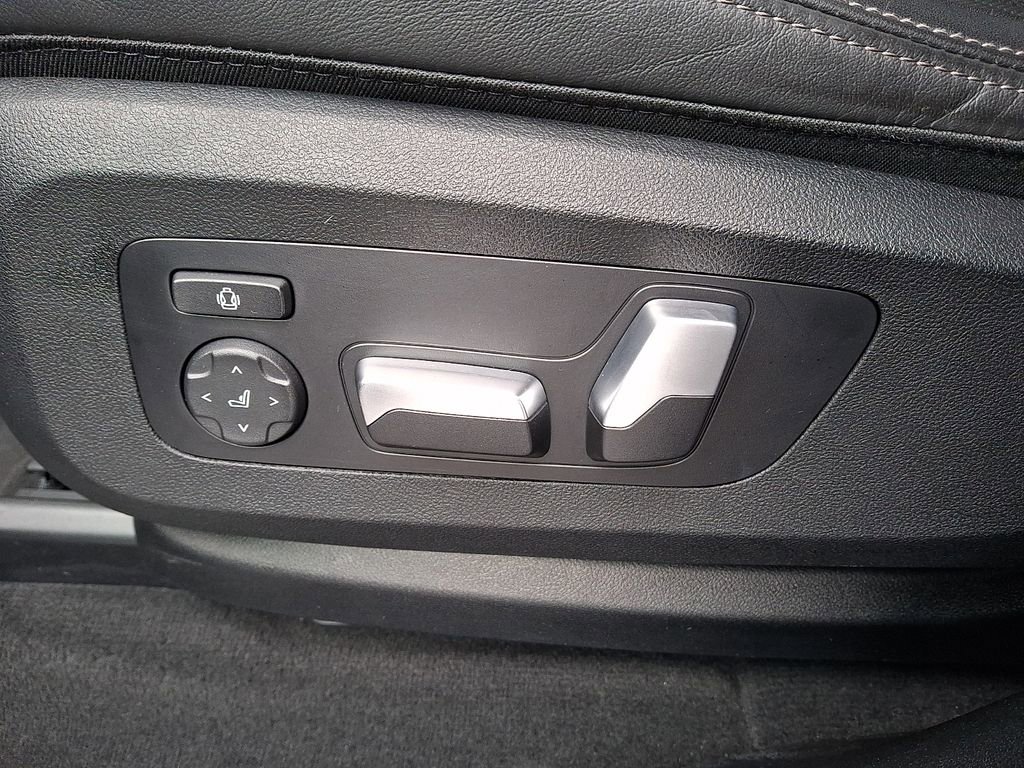 Certified 2023 BMW X5 xDrive40i AWD/4WD image 11