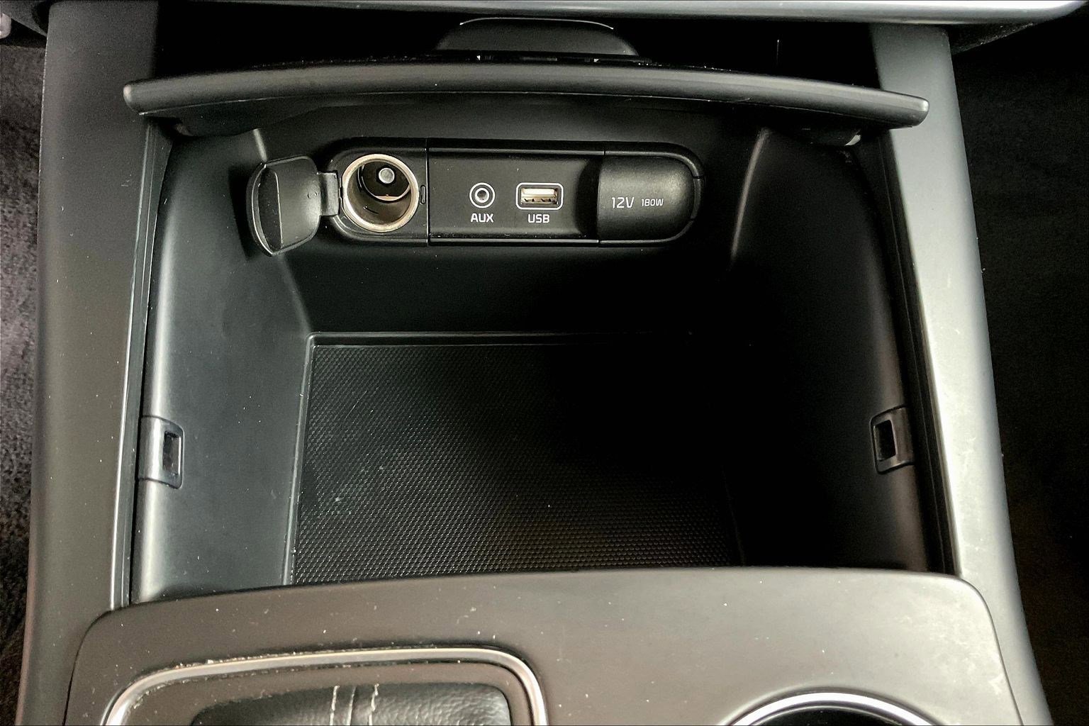 Used 2020 Kia Sorento S image 15