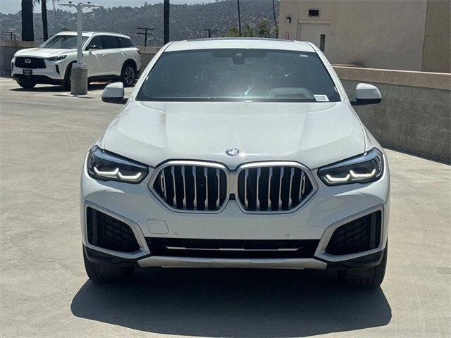 Used 2022 BMW X6 xDrive40i w/ Premium Package image 3