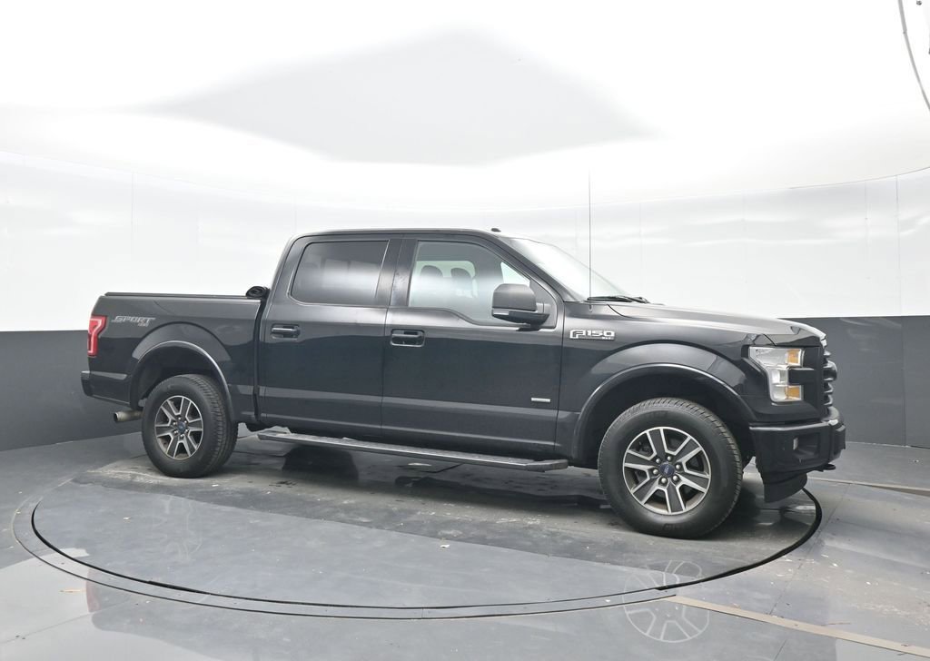 Used 2017 Ford F150 XLT w/ Equipment Group 302A Luxury image 8