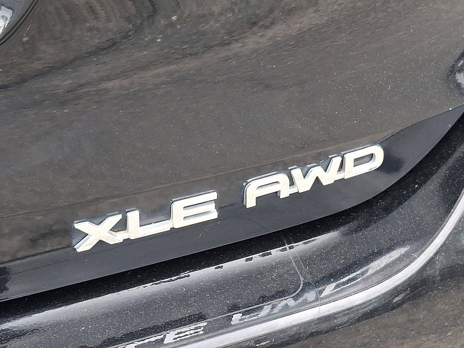 Used 2024 Toyota Highlander XLE AWD/4WD image 33