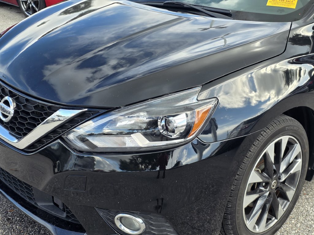 Used 2019 Nissan Sentra SR FWD image 6