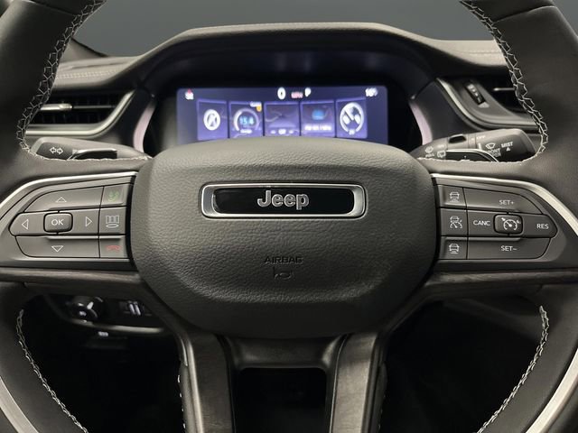 New 2025 Jeep Grand Cherokee Limited image 17
