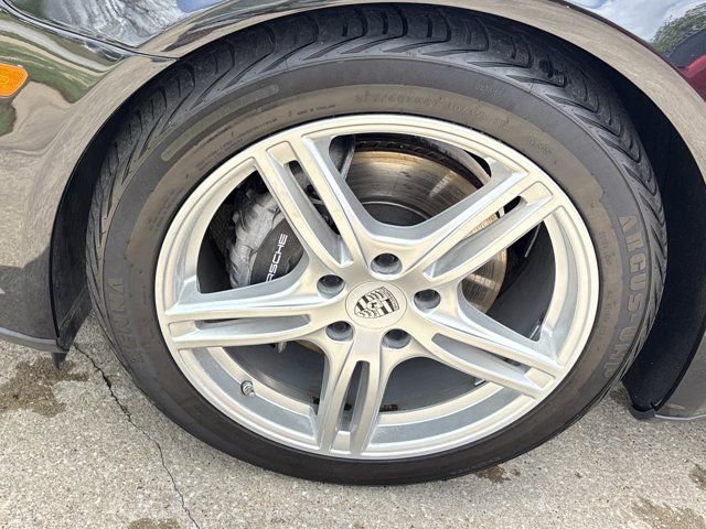 Used 2019 Porsche Panamera 4 AWD/4WD image 14