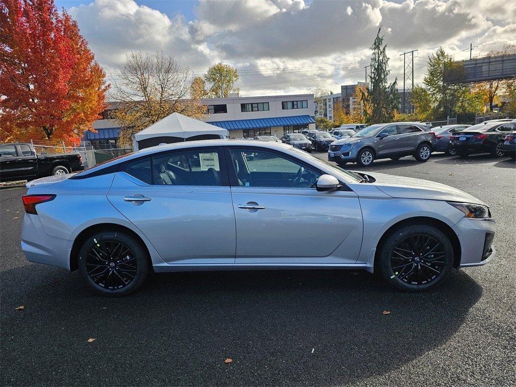 New 2025 Nissan Altima 2.5 SV w/ SV Special Edition Package image 4
