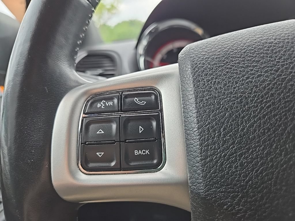 Used 2015 Dodge Grand Caravan R/T w/ Driver Convenience Group FWD image 12