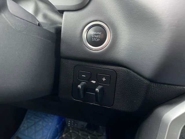 Used 2022 Toyota Tundra Platinum w/ Advanced Package image 18