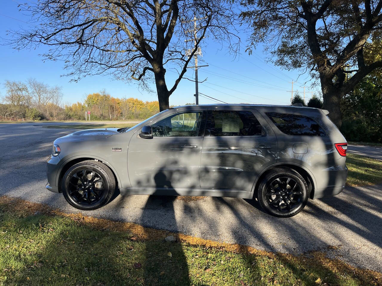 Used 2019 Dodge Durango R/T w/ Technology Group image 2