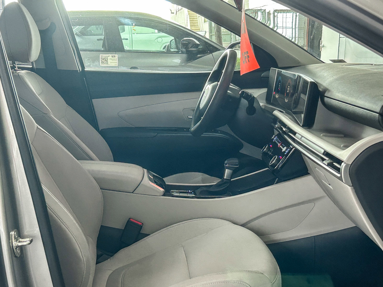 Used 2025 Hyundai Tucson SEL FWD image 16