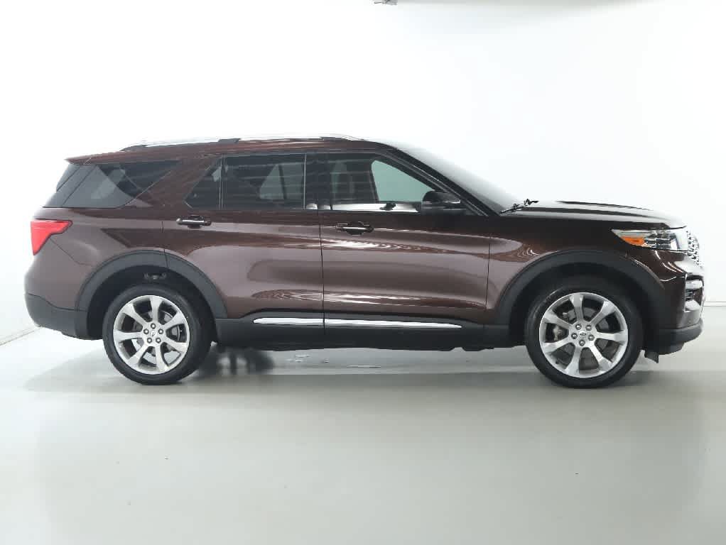 Used 2020 Ford Explorer Platinum w/ Premium Technology Package AWD/4WD image 11