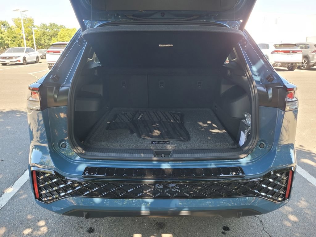 New 2026 Volkswagen Tiguan SEL R-Line AWD/4WD image 27