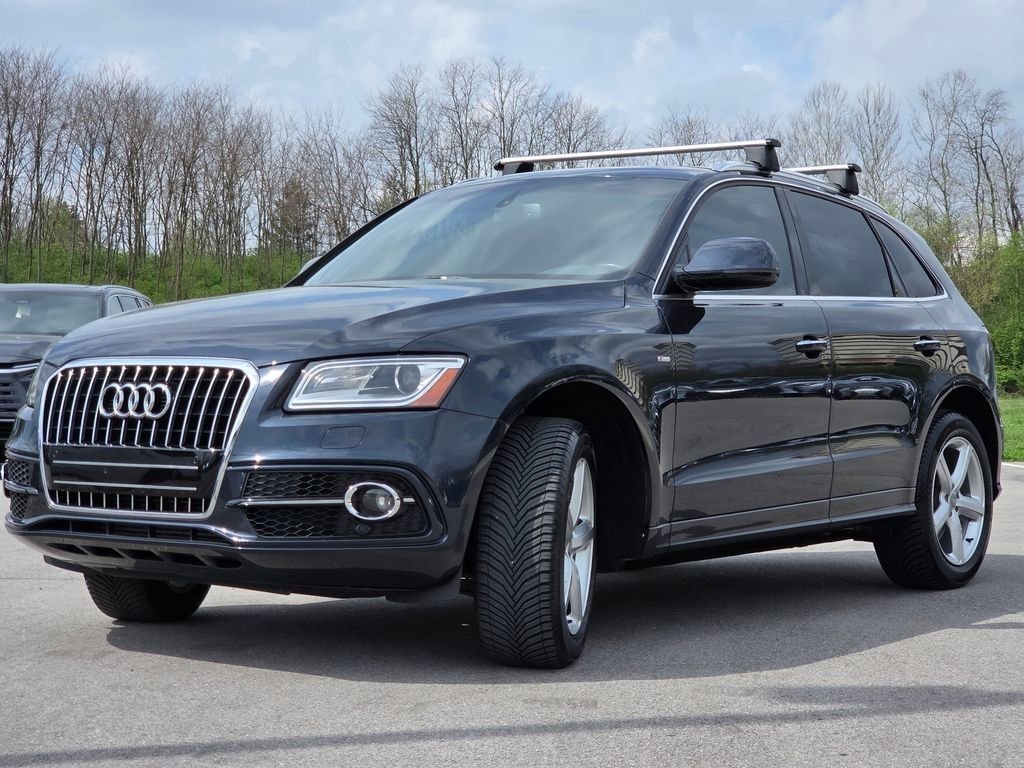 Used 2017 Audi Q5 2.0T Premium Plus w/ Technology Package image 23