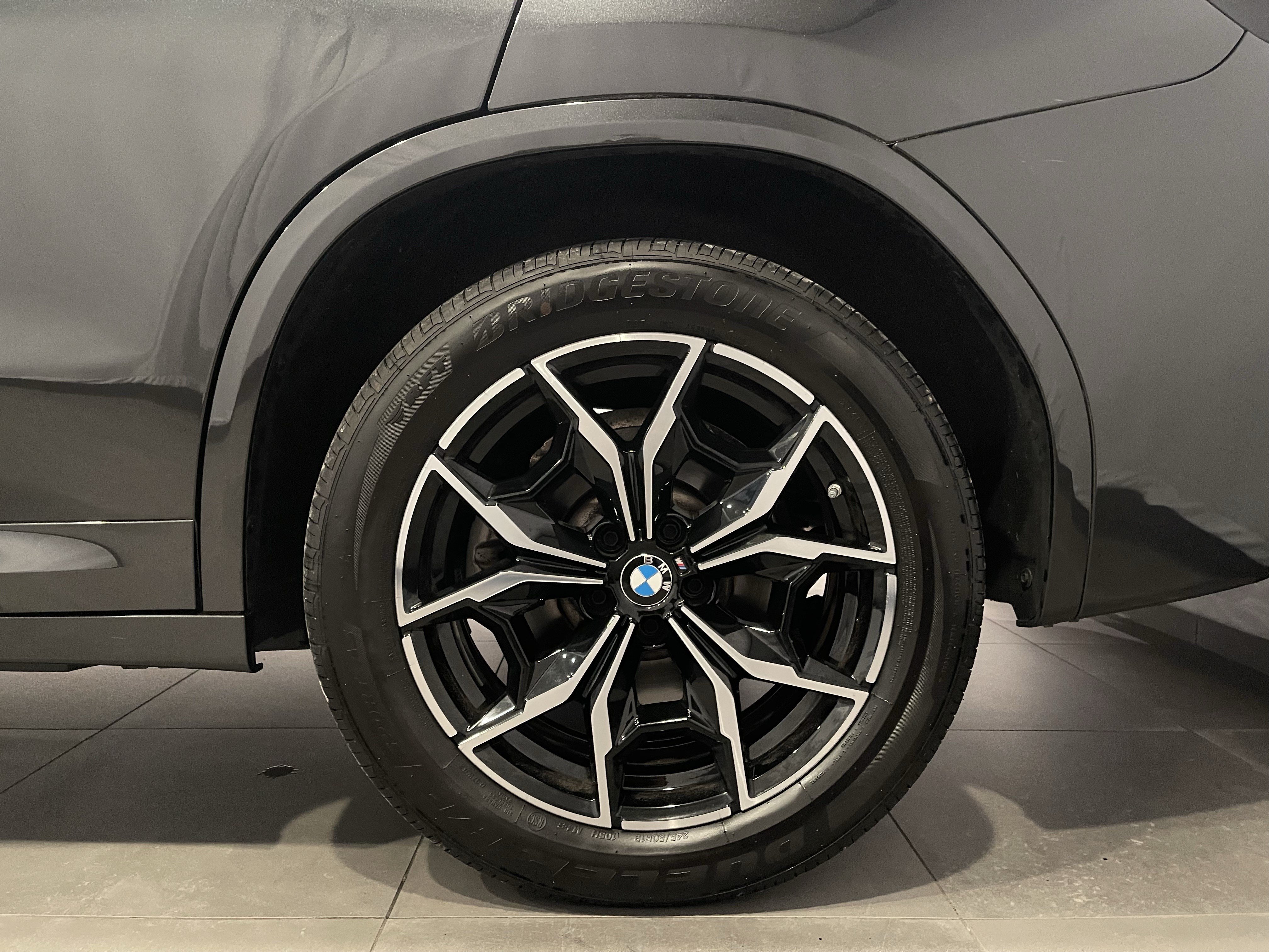 Certified 2024 BMW X3 xDrive30i w/ Premium Package AWD/4WD image 8