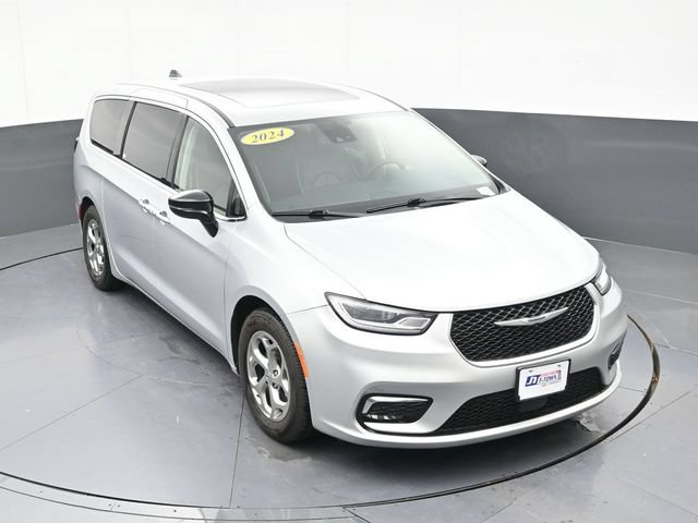 Used 2024 Chrysler Pacifica Limited FWD image 60