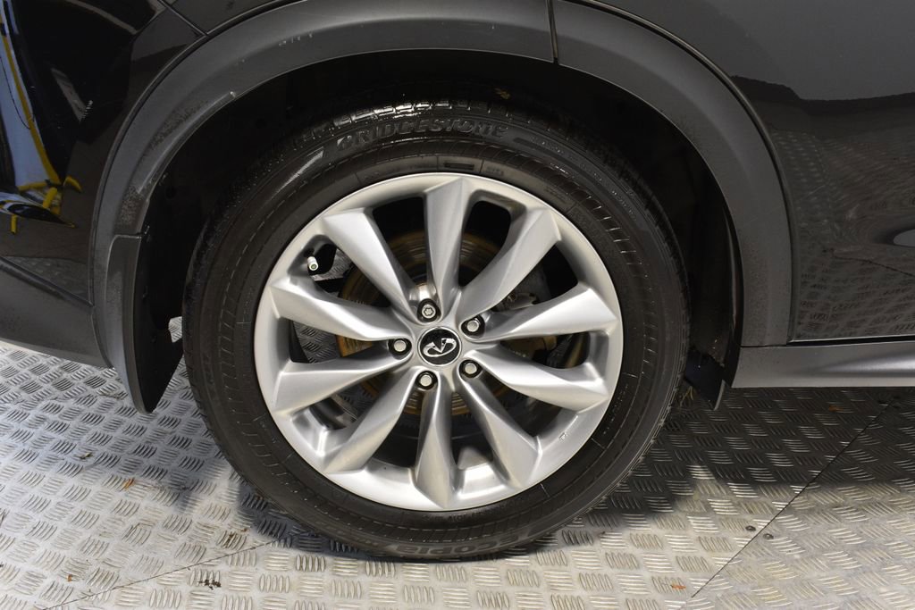 Used 2019 INFINITI QX50 Luxe w/ Navigation Package image 35