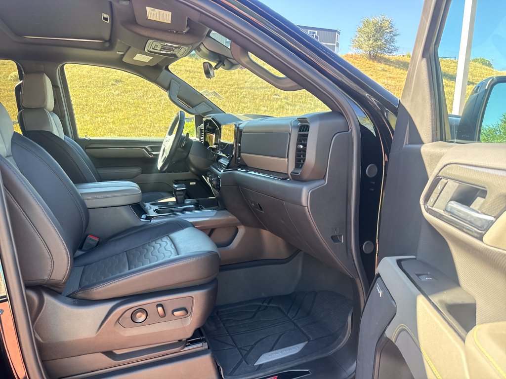Used 2026 Chevrolet Silverado 1500 ZR2 AWD/4WD image 29