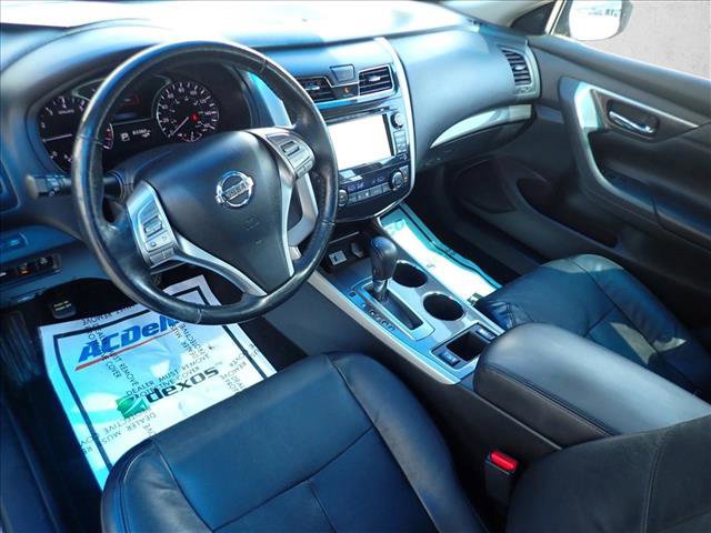 Used 2013 Nissan Altima 2.5 SL w/ Technology Pkg FWD image 9
