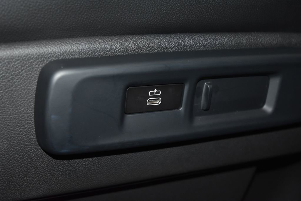 Used 2020 BMW X6 xDrive40i w/ Premium Package image 24