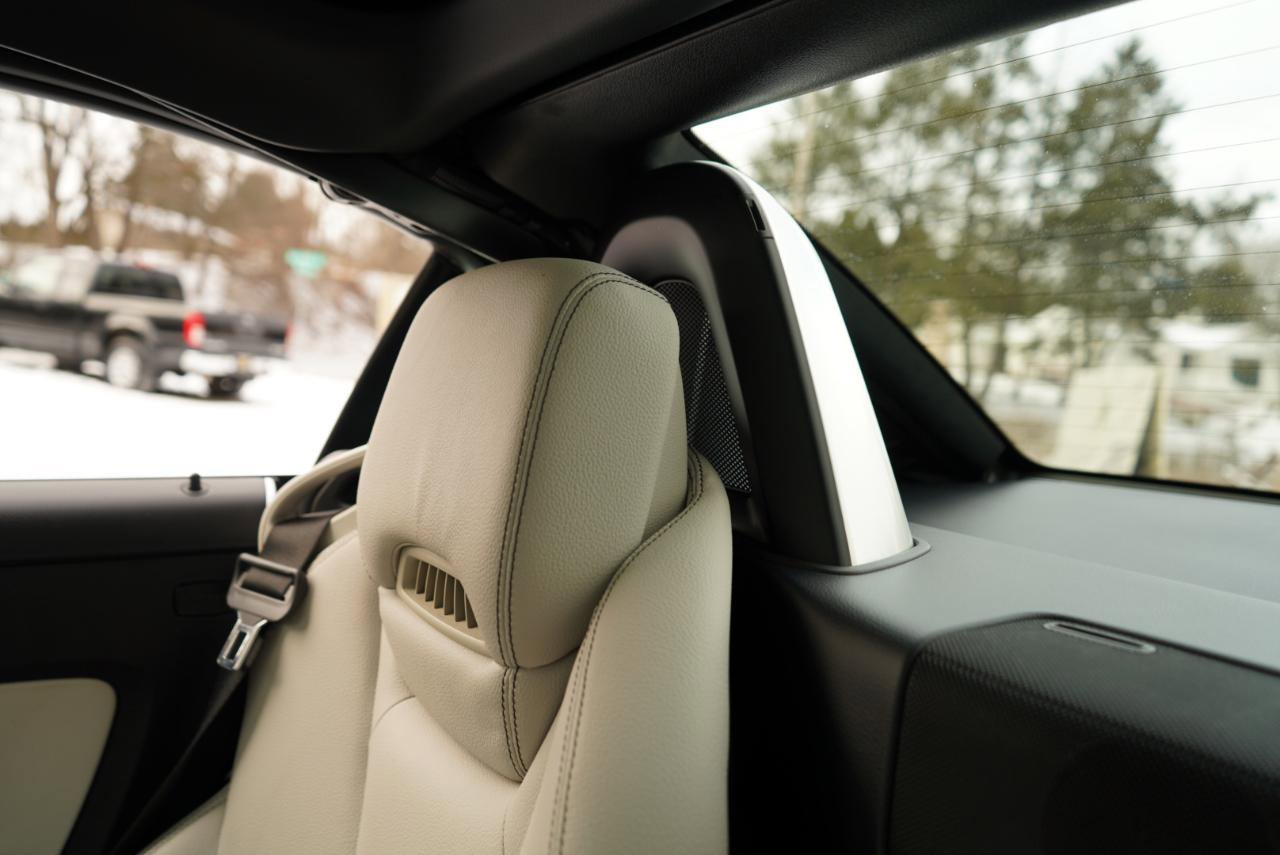 Used 2015 Mercedes-Benz SLK 250 image 68