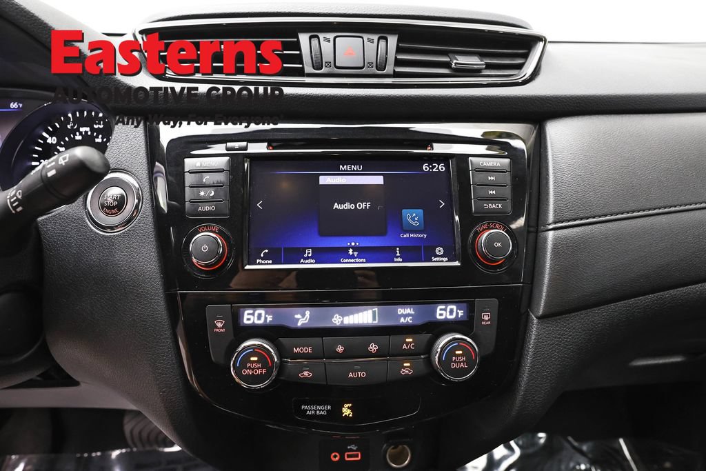 Used 2020 Nissan Rogue SV AWD/4WD image 12