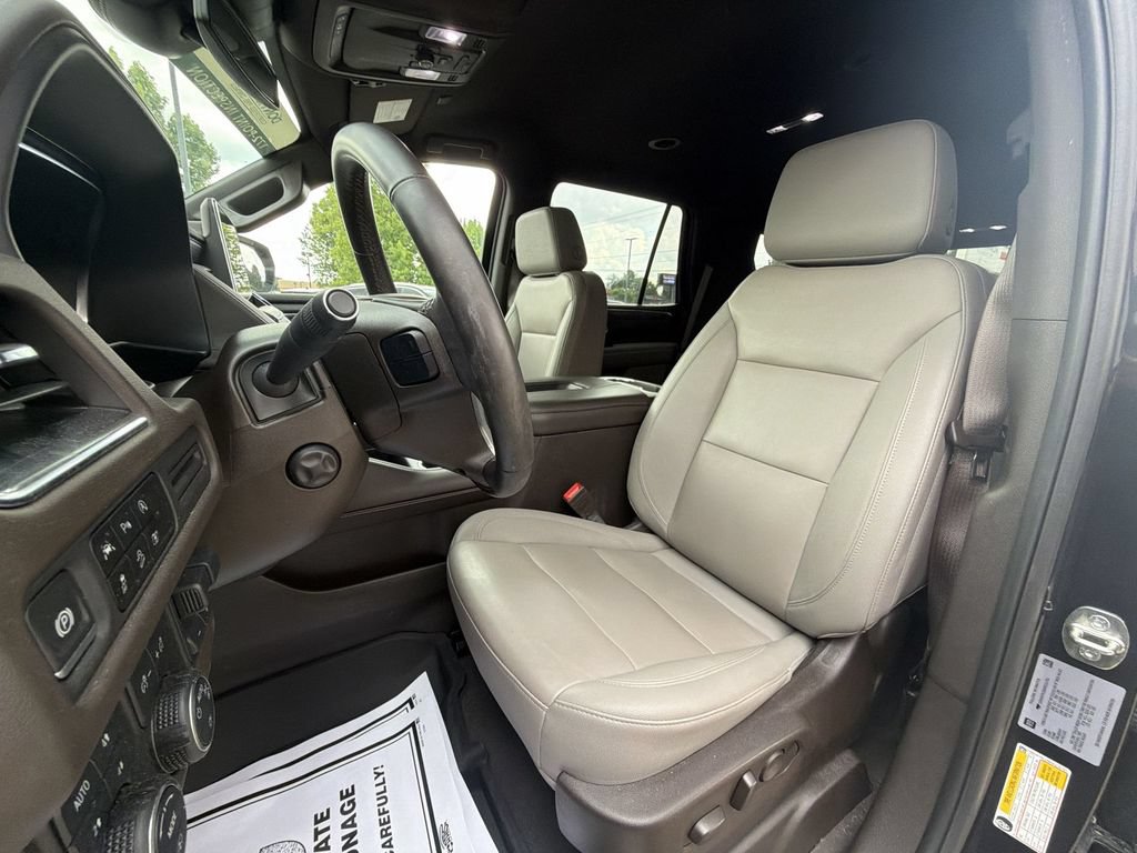 Used 2024 Chevrolet Tahoe Z71 w/ Z71 Off-Road Package AWD/4WD image 11