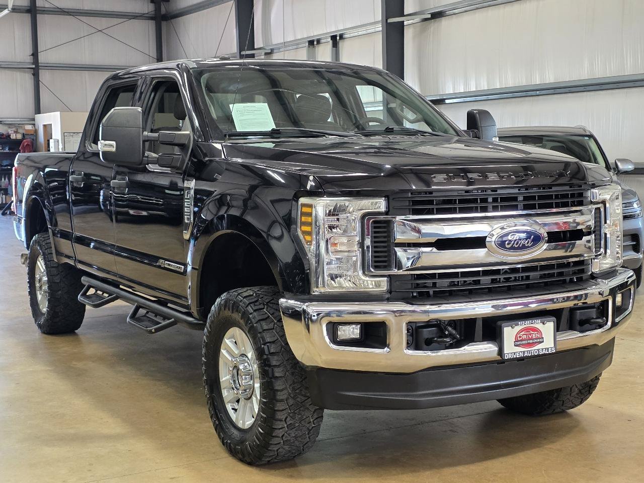 Used 2019 Ford F250 XLT w/ XLT Value Package AWD/4WD image 3