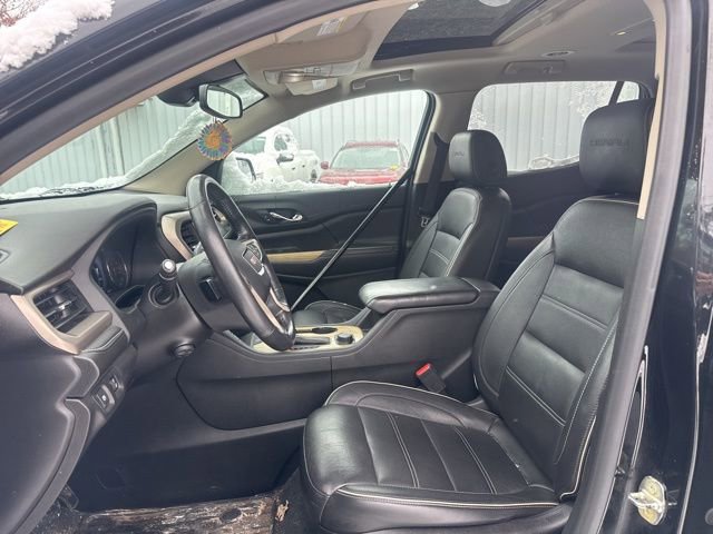 Used 2019 GMC Acadia Denali image 8