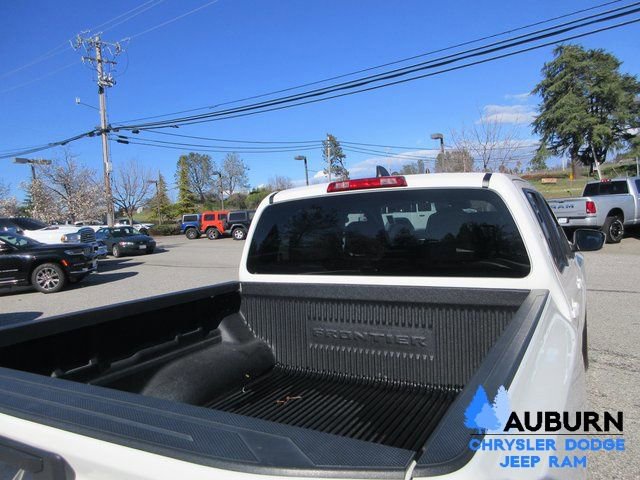Used 2024 Nissan Frontier SV image 6