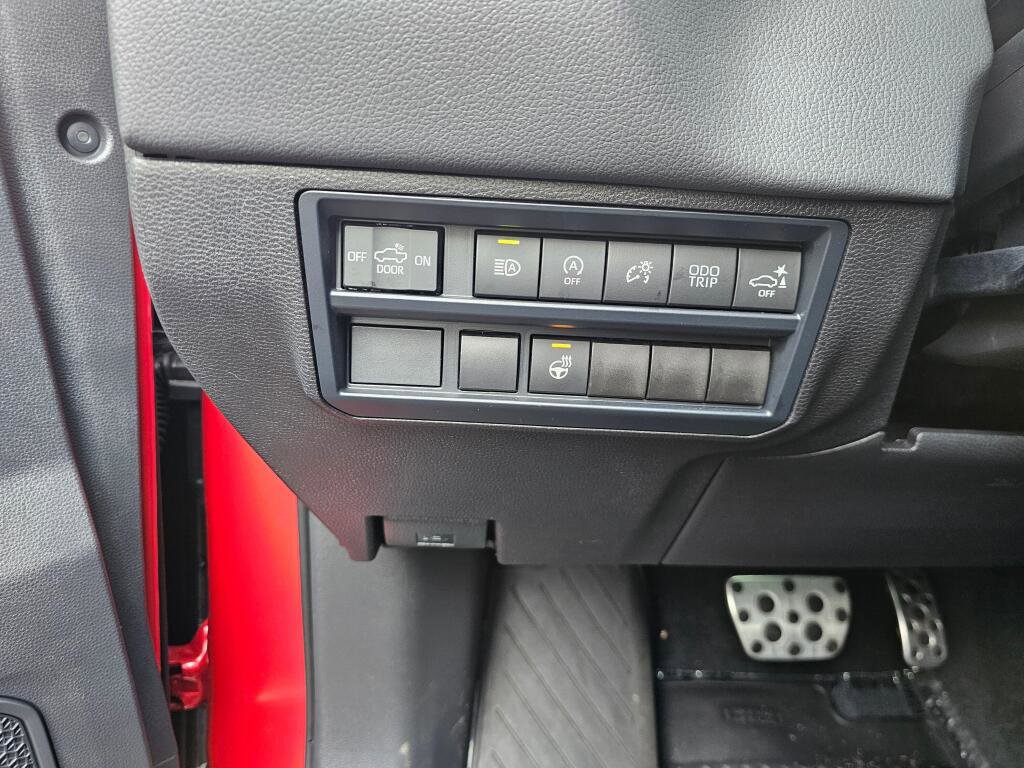 Used 2025 Toyota Tundra Limited w/ TRD Off-Road Package image 28