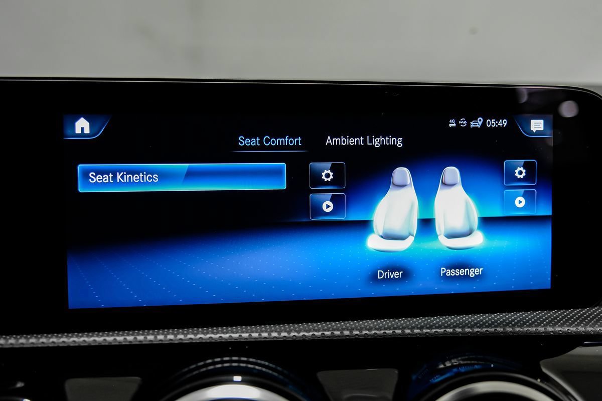 Used 2023 Mercedes-Benz CLA 250 image 38