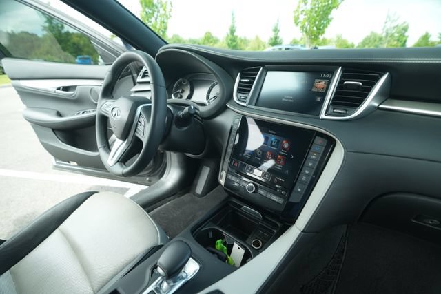 Used 2023 INFINITI QX55 Luxe w/ Cargo Package AWD/4WD image 39